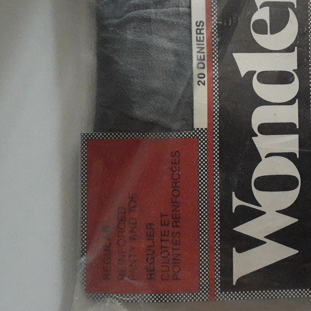 Vintsge Hosiery - Picture 3 of 5